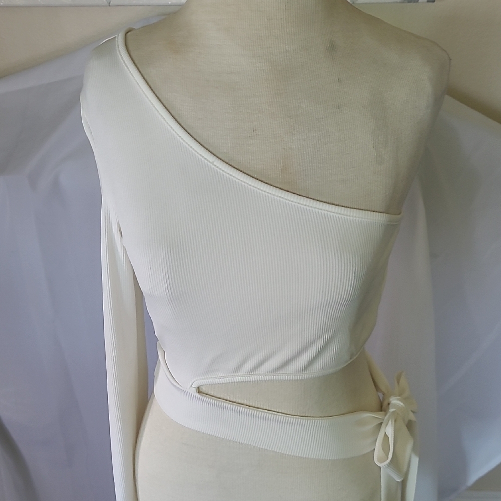 SHEIN One-Shoulder White Crop Top
